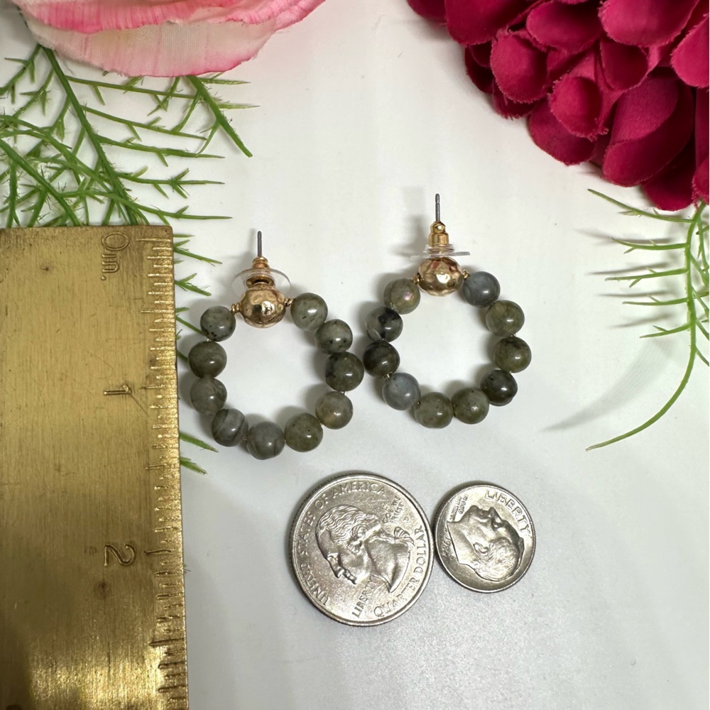 NEW⚜️Labradorite Beaded Hoop Earrings - Picture 6 of 6